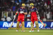 Alastair Cook Responds to Kevin Pietersen's Criticism Over Jacob Bethell IPL Advice
