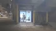 Barber Runs Salon Inside Old SBI ATM Booth in Bihar's Danapur