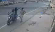 Bike-borne men snatch gold chain from RJD MLA's brother in Patna