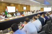 Centre Approves Direct Onion Procurement from Farmers via APMCs: Fadnavis