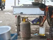 Chhatrapati Sambhajinagar Hotels Face Crisis Due to LPG Price Hike and Shortage