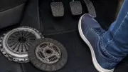 Common driving habits that can ruin your car's clutch life in India