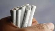 Gum Bleeding and Mouth Ulcers: Early Oral Cancer Signs Tobacco Users Miss