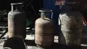 India's LPG Consumption Drops 16% in April Amid West Asia Conflict