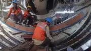 India's Manufacturing PMI Rises to 54.7 in April, Recovery Mild