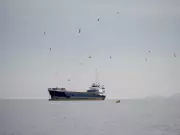 Iranian Super Tanker Bypasses US Blockade with $220M Oil Cargo