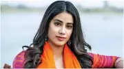 Janhvi Kapoor Hits Fan's Phone with Cricket Ball, Apologizes Playfully