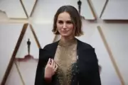 Jonathan Bailey and Natalie Portman Team Up for Psychological Thriller Pumping Black
