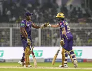 KKR beat MI by four wickets to keep IPL playoff hopes alive