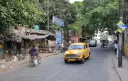 Kolkata Traffic Volunteer Assaulted During Helmet Check Drive