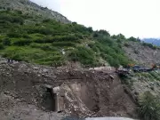 Landslide Near Nandini Tunnel Disrupts Traffic on Jammu-Srinagar Highway