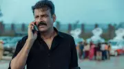 Manoj Bajpayee on Ghooskhor Pandat Controversy: Family Abused Online