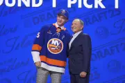 Matthew Schaefer Wins Calder Trophy, Emotional Family Surprise
