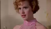 Molly Ringwald recalls taking high school exams on set of 'Pretty in Pink'