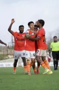 Naocha Singh's Late Volley Lifts Sporting Clube de Goa to 2-1 Win in I-League 2