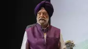 Oil firms face Rs 1 lakh crore loss if fuel prices frozen: Puri