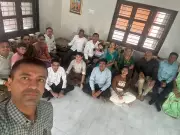 Patel Family of Ahmedabad Keeps Joint Family Tradition Alive with Daily Meetings