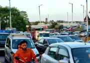 Pune's CoEP Flyover Traffic Change Causes Jams, Long Detours for Commuters