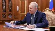 Putin Declares May 8-9 Ceasefire with Ukraine for WWII Anniversary
