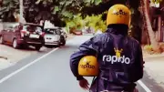 Rapido Driver Gets Emotional After Passenger Offers Him Cold Drink on Hot Day