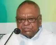 RJD slams NDA over fuel price hike, alleges poll-linked delay