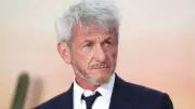 Sean Penn on Stardom: 'Turning One's Back Is the Highest Form of Common Sense'