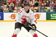 Sidney Crosby questions officiating during Canada's dominant win over Italy at IIHF Worlds