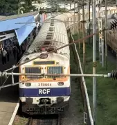 Southern Railway Boosts Ernakulam-Palakkad MEMU, Restores Palaruvi Express