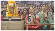 Tamannaah Bhatia Visits Mahakaleshwar Temple, Offers Prayers in Ujjain