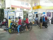 Third fuel hike in 10 days sparks frustration among Patna residents