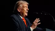 Trump Says Prefers Not to Strike Iran Amid Rising Tensions