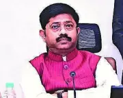 UP Minister Directs Acceleration of Yamuna Expressway Infrastructure Projects