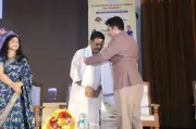 UP Minister Highlights Healthcare Opportunities at Nursing Conclave in Lucknow