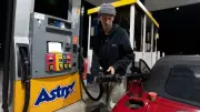US Petrol Prices Hit $4.48/Gallon Amid Iran War and Strait of Hormuz Disruption