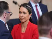US VP Vance Praises Tulsi Gabbard as Patriot After DNI Resignation