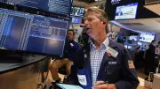 Wall Street Mixed as Inflation Data Weighs, Tech Rebounds