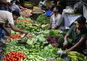 West Asia Crisis Drives Fuel Price Hike, Kolkata Vegetable Prices Surge