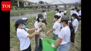 Youngsters Clean Mula River Banks, Collect 600 kg Waste in Pune Drive