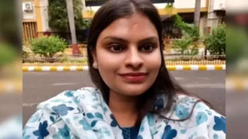 23-Year-Old Charu Pandey Clears 19 Government Exams, Honored by President