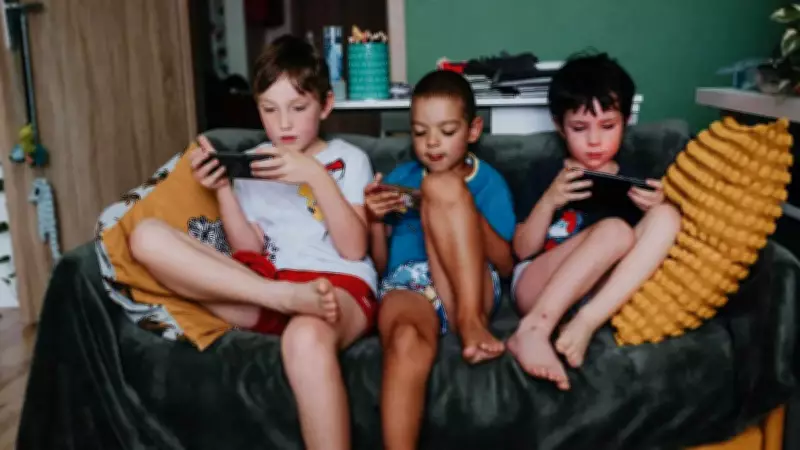 8 Effective Ways Parents Can Set Healthy Screen Time Boundaries for Kids