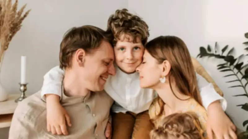 8 Parenting Habits to Raise Independent Thinkers and Confident Kids