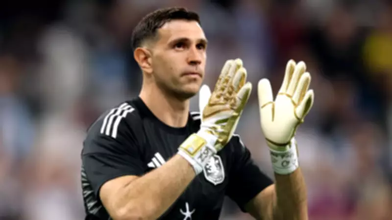 Argentina Goalkeeper Emiliano Martinez Fractures Finger Ahead of World Cup