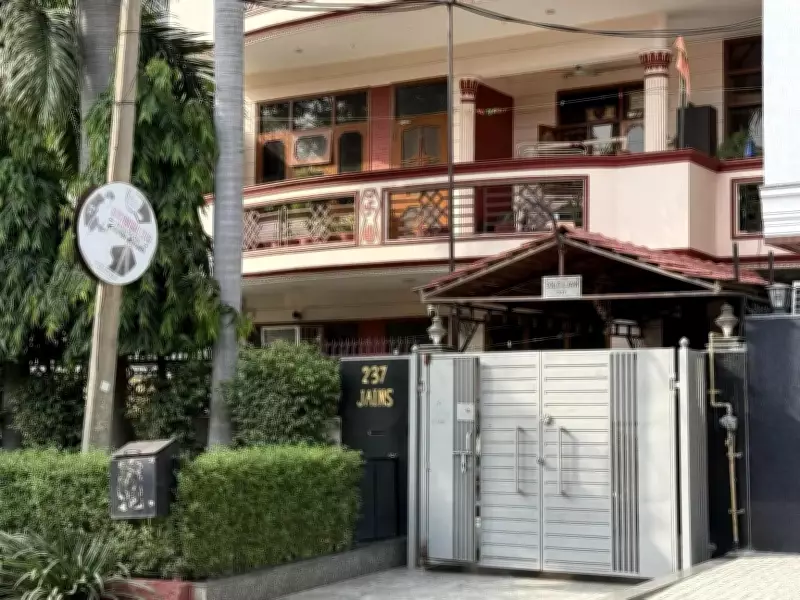 Armed Robbers Disable CCTV, Loot Family in Gurgaon's Palam Vihar