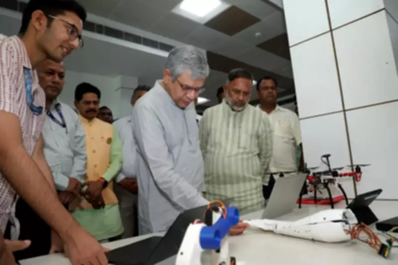 Ashwini Vaishnaw Inaugurates Makers Lab at MNIT Jaipur, Urges Students to Develop Rajasthan's First Semiconductor Chip