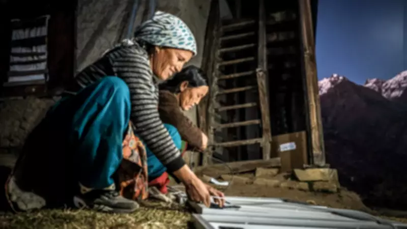 Barefoot College Turns Rural Grandmothers into Solar Engineers Worldwide