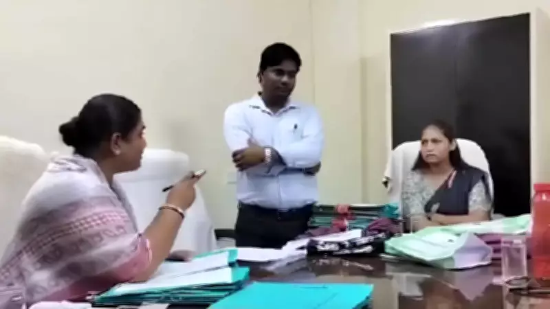 Bharatpur: Heated exchange between MLA Ritu Banawat and municipal officer at council meeting