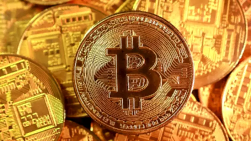 Bitcoin Drops Below $60,000 for First Time Since October 2024