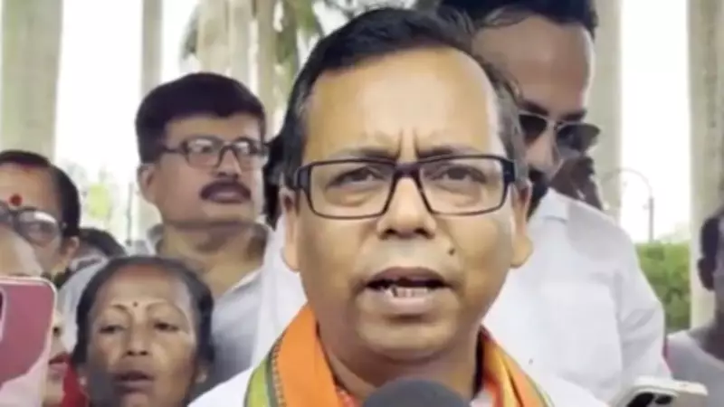 BJP claims TMC collapsing as Mamata Banerjee loses grip on party