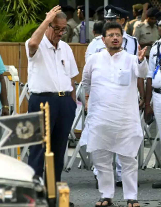 Calcutta HC asks Bengal assembly speaker if expelled MLA can be LoP