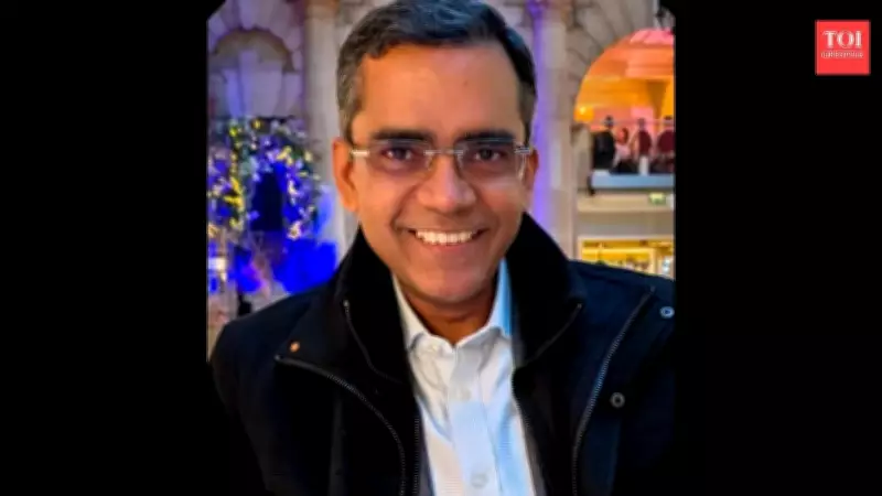 CEO Disconnects for 16 Days, Returns to 3,000 WhatsApp Messages